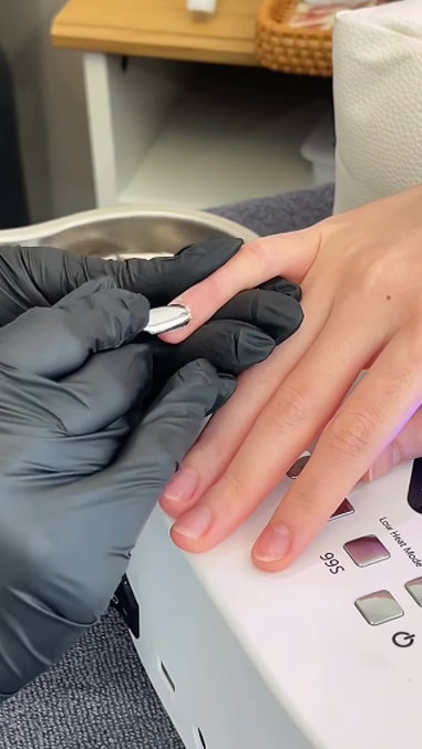 ร้านทำเล็บ SeeUNail สาขาสาทร